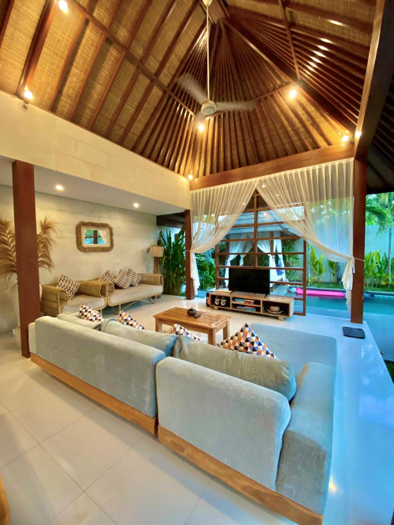 Nil Villa Seminyak ภายนอก รูปภาพ