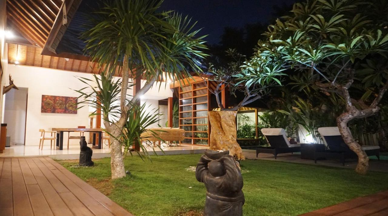 Nil Villa Seminyak ภายนอก รูปภาพ